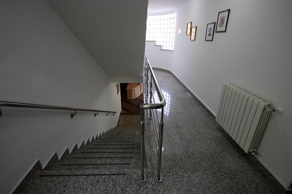 Hotel Carmen Крница Экстерьер фото